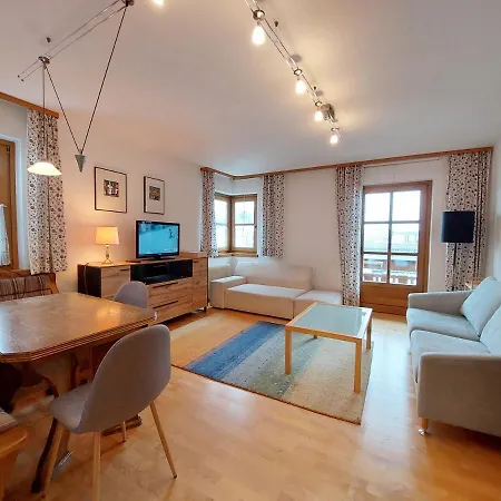 Bellavista Ski-to-door Apartament Bad Kleinkirchheim